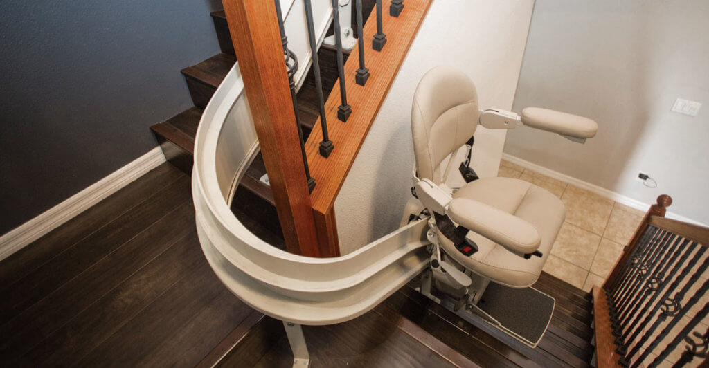 Curved stairlift